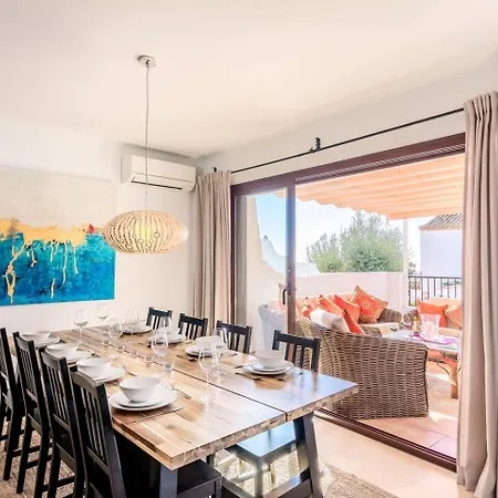 Casa de Férias Violetas With 2 Communal Pools Nerja